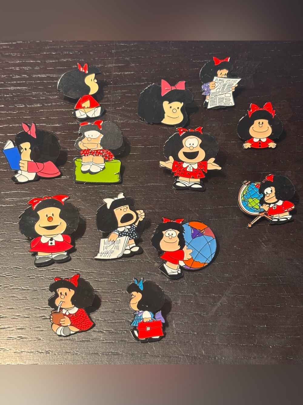 Mafalda Themed Pushback Metal Pins